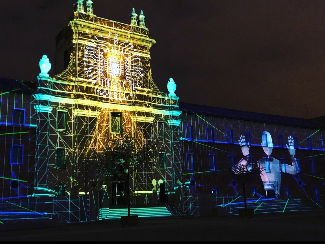 Videomapping sulla facciata del Conde Duque a Madrid